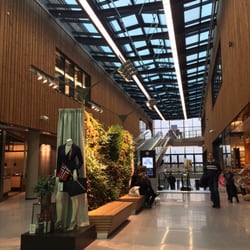 Fornebu Senter - Hovedinngangen