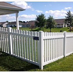 Bernie's Fence Company - Vinyl Fencing