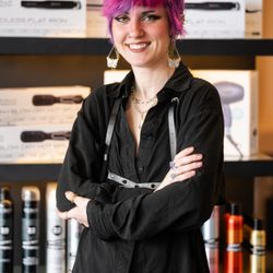 HeadMasters - Maddi Travis