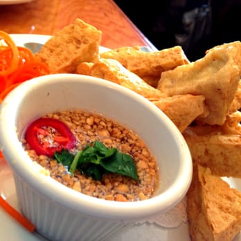 Amina Thai - Fried Tofu with sweet and sour sauce - Thai Near Me - Rockville, Maryland
