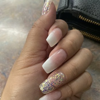 Smiley Nails - Manicure, full set of nails - Nail Salons Near Me - Honolulu, Hawaii