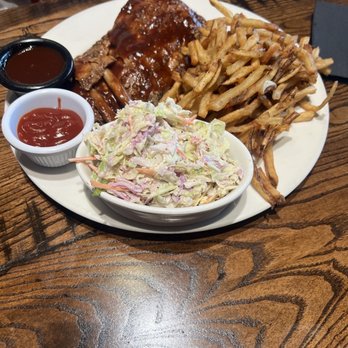 Local Goat - Ribs meal - New American Near Me - Pigeon Forge, Tennessee