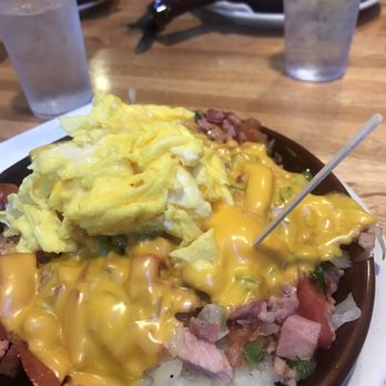 Sam & George's - Combo skillet - Breakfast & Brunch Near Me - Chicago, Illinois