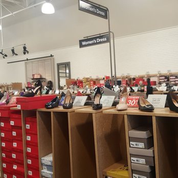 DSW Designer Shoe Warehouse - Shoe Stores Near Me - Las Vegas, Nevada DSW Designer Shoe Warehouse - Shoe Stores Near Me - Las Vegas, Nevada