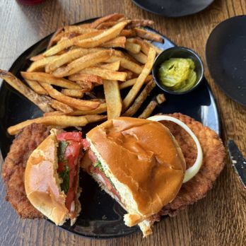 Red Lion Grog House - Tenderloin - British Near Me - Indianapolis, Indiana
