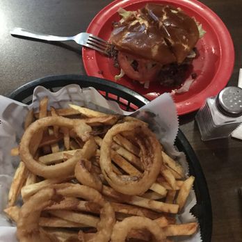 Ty's Diner - Awesome burger, fries, rings! - Burgers Near Me - Wichita, Kansas