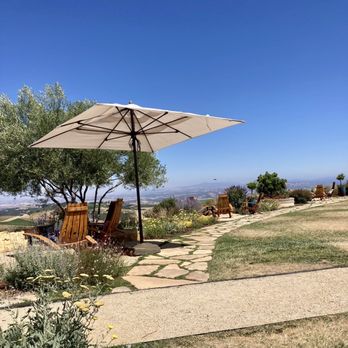DAOU Vineyards - Wineries Near Me - Paso Robles, California DAOU Vineyards - Wineries Near Me - Paso Robles, California