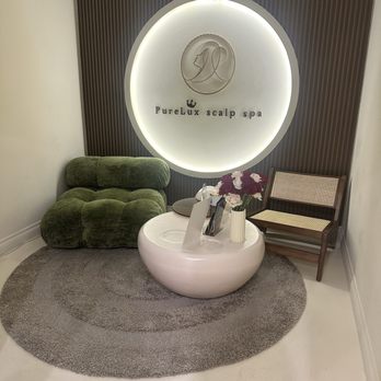 PureLux Scalp Spa - Waiting room - Day Spas Near Me - West Hollywood, California PureLux Scalp Spa - Waiting room - Day Spas Near Me - West Hollywood, California