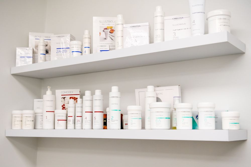 Permanent Makeup Plus Cosmetology School Logo