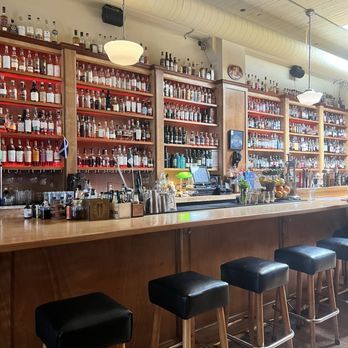 The Whisky Bar - Lots of whiskey - Scottish Near Me - Seattle, Washington