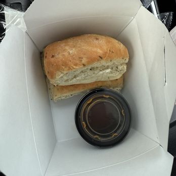 Bravo! Italian Kitchen - Bread with Olive Oil - Italian Near Me - Fredericksburg, Virginia