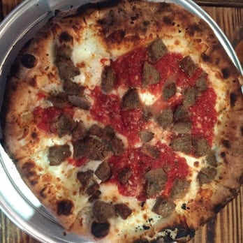 V Pizza - Amazing buffalo mozzarella with fresh tomato sauce - Pizza Near Me - Jacksonville Beach, Florida V Pizza - Amazing buffalo mozzarella with fresh tomato sauce - Pizza Near Me - Jacksonville Beach, Florida
