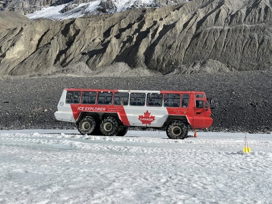 Jasper National Park Icefield Information Centre and Glacier Gallery by null