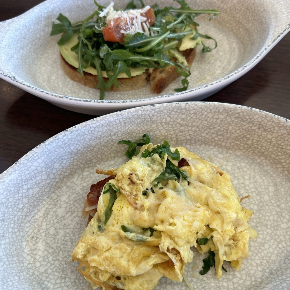 AC Kitchen - Breakfast & Brunch Near Me - Kihei, Hawaii