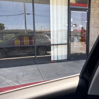 2nd Healthy Eatery - The business is no longer here! It's empty on the inside - Delis Near Me - Bellflower, California