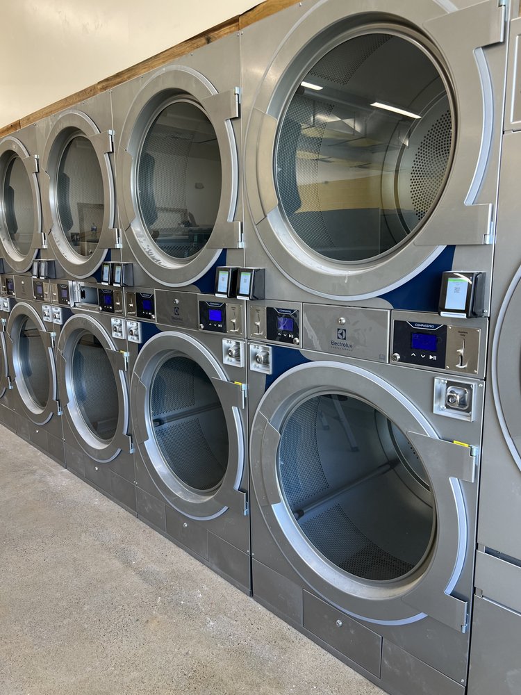 THE LAUNDRY BARN Updated September 2024 923 N Arthur Ave, Pocatello, Idaho Laundromat