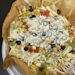 Taco salad with grilled chicken