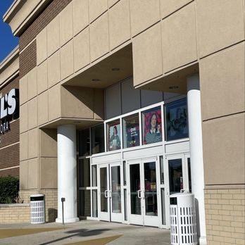 Kohl's - Front of store. - Department Stores Near Me - ALTAMONTE SPRINGS, Florida Kohl's - Front of store. - Department Stores Near Me - ALTAMONTE SPRINGS, Florida