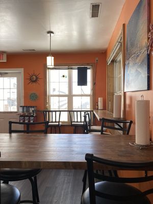 The Uphill Grill by null