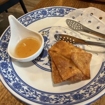 Chengdu Bistro - Homemade Crab Rangoon - Szechuan Near Me - Chicago, Illinois