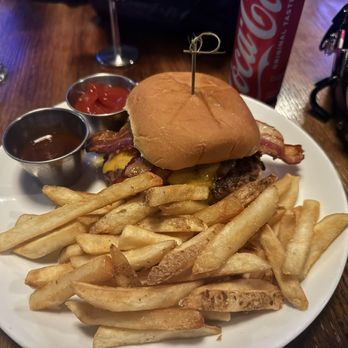 Haymarket Pub & Brewery - BBQ, Cheddar, and Bacon - Breweries Near Me - Chicago, Illinois Haymarket Pub & Brewery - BBQ, Cheddar, and Bacon - Breweries Near Me - Chicago, Illinois