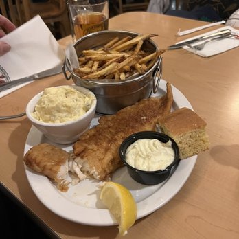 BJ's Nevada Barbecue - Friday Night Whale of a Tail Fish Fry - Barbeque Near Me - Sparks, Nevada