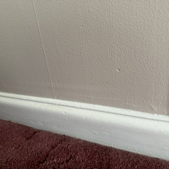 Sunny Side Cleaning - After baseboard was cleaned - Home Cleaning Near Me