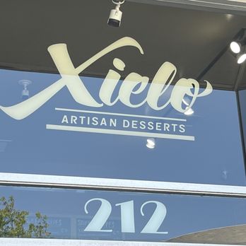 Xielo Artisan Desserts - Door sign - Creperies Near Me - Oxnard, California Xielo Artisan Desserts - Door sign - Creperies Near Me - Oxnard, California