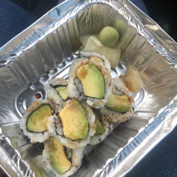 Freshroll - Avocado sushi - Juice Bars & Smoothies Near Me - Mashpee, Massachusetts