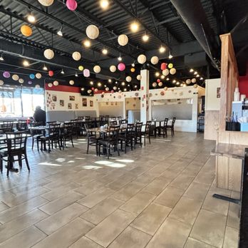 Savory Bun - Inside - Chinese Near Me - Roselle, Illinois