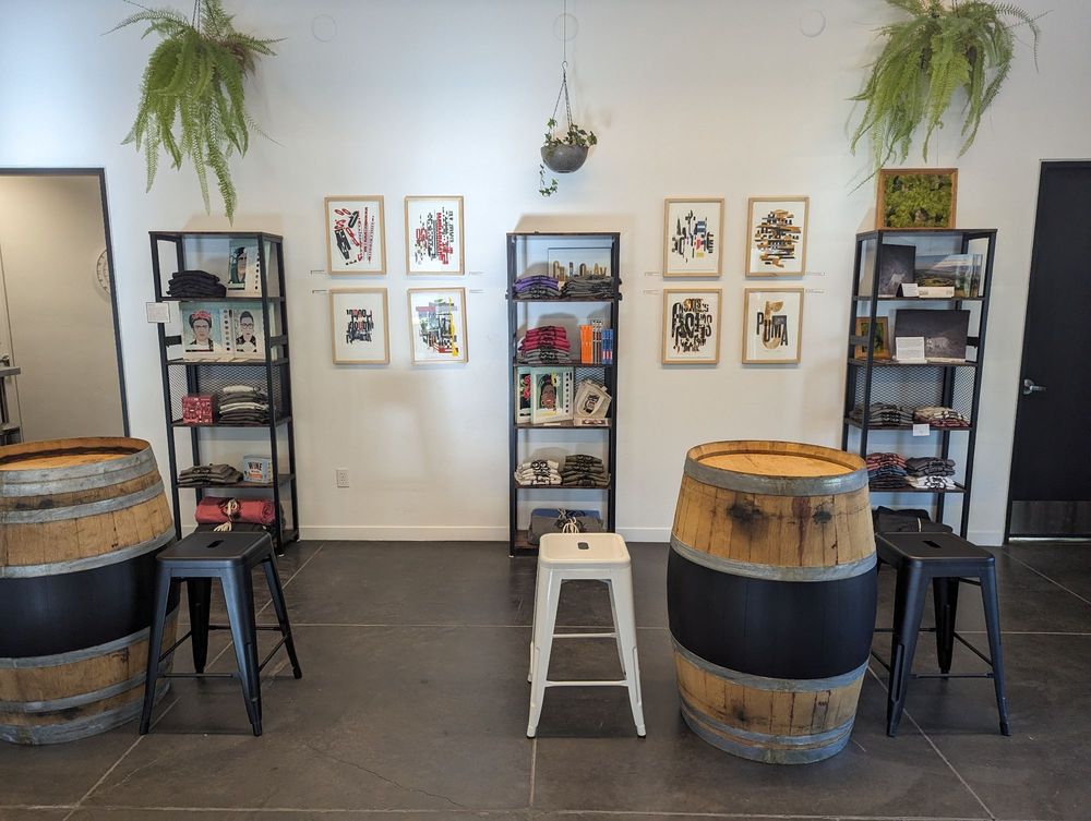 Wine Snob* - Photo 3