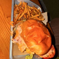 Tank N Taps - The smash burger later night...Ya'ss. Delicious!!