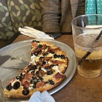 Armand's Pizzeria - Half a pizza - Pizza Near Me - Elmhurst, Illinois