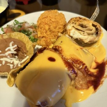 Sammy's Mexican Grill and bar - Chimichanga Dinner - Mexican Near Me - Roselle, Illinois Sammy's Mexican Grill and bar - Chimichanga Dinner - Mexican Near Me - Roselle, Illinois