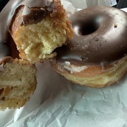 KD's Donuts