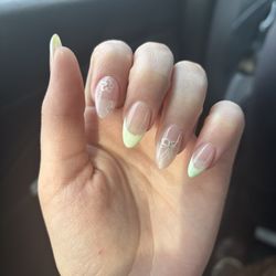 Glamorous Nails - Full set, price: 80$