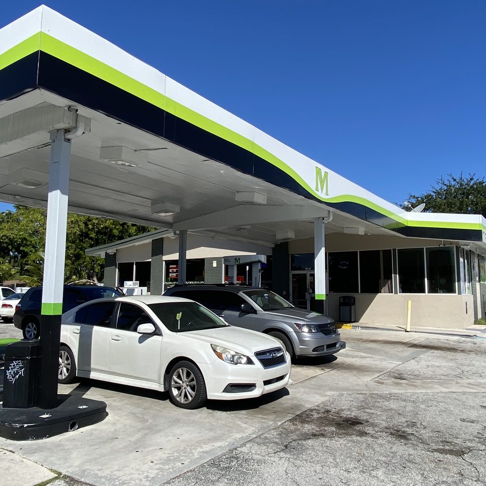 Mega Saver - two cars at a gas station - Gas Stations Near Me - Fort Lauderdale, Florida Mega Saver - two cars at a gas station - Gas Stations Near Me - Fort Lauderdale, Florida