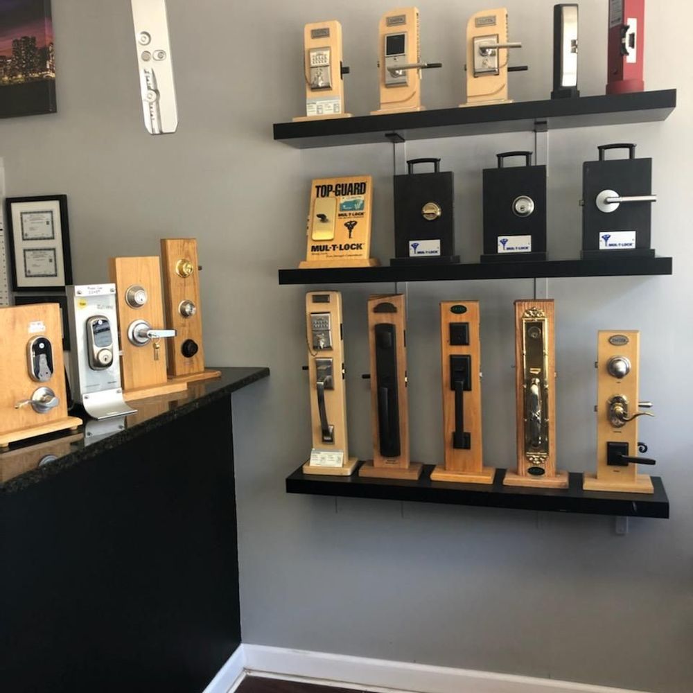 Chicago Locksmiths - Keys & Locksmiths Near Me Chicago Locksmiths - Keys & Locksmiths Near Me