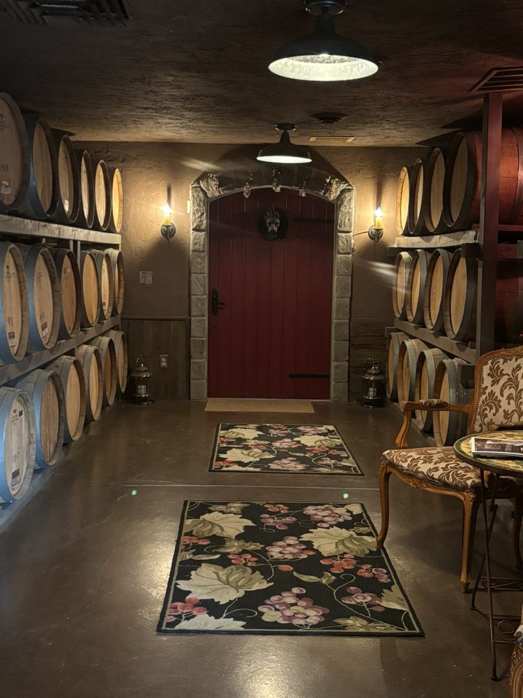 Graystone Winery Logo