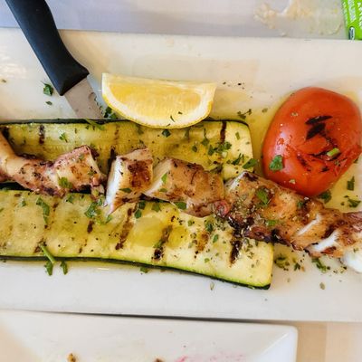 Mythos Greek Taverna by null