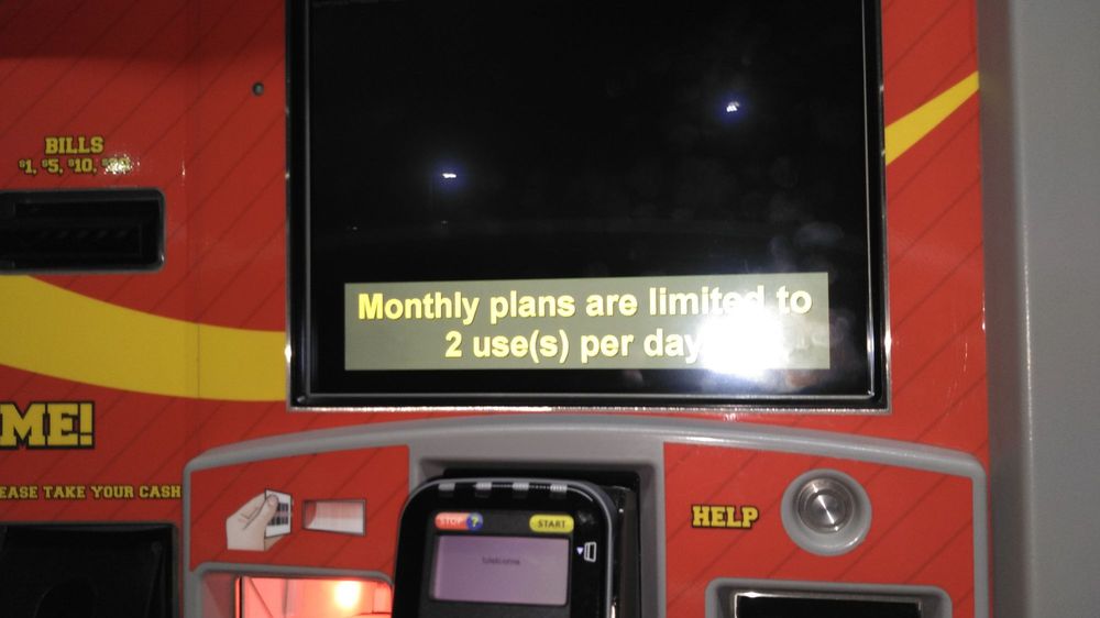 FLASH CAR WASH Updated April 2024 1359 Huntingdon Ave, Waterbury, Connecticut Car Wash