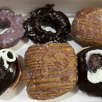 Stan's Donuts & Coffee - Clockwise: Blueberry Old Fashioned, Double Chocolate Old Fashioned, Biscoff Pocket x2, chocolate Pocket with nutella, Buttercream Bismark - Donuts Near Me - Oakbrook Terrace, Illinois Stan's Donuts & Coffee - Clockwise: Blueberry Old Fashioned, Double Chocolate Old Fashioned, Biscoff Pocket x2, chocolate Pocket with nutella, Buttercream Bismark - Donuts Near Me - Oakbrook Terrace, Illinois