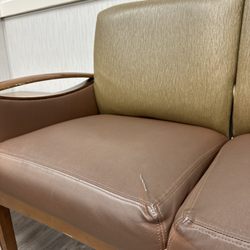 Northeast Methodist Hospital - Worn and dirty furniture