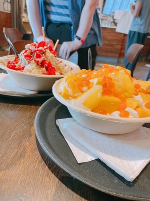 Myomee Cafe by null