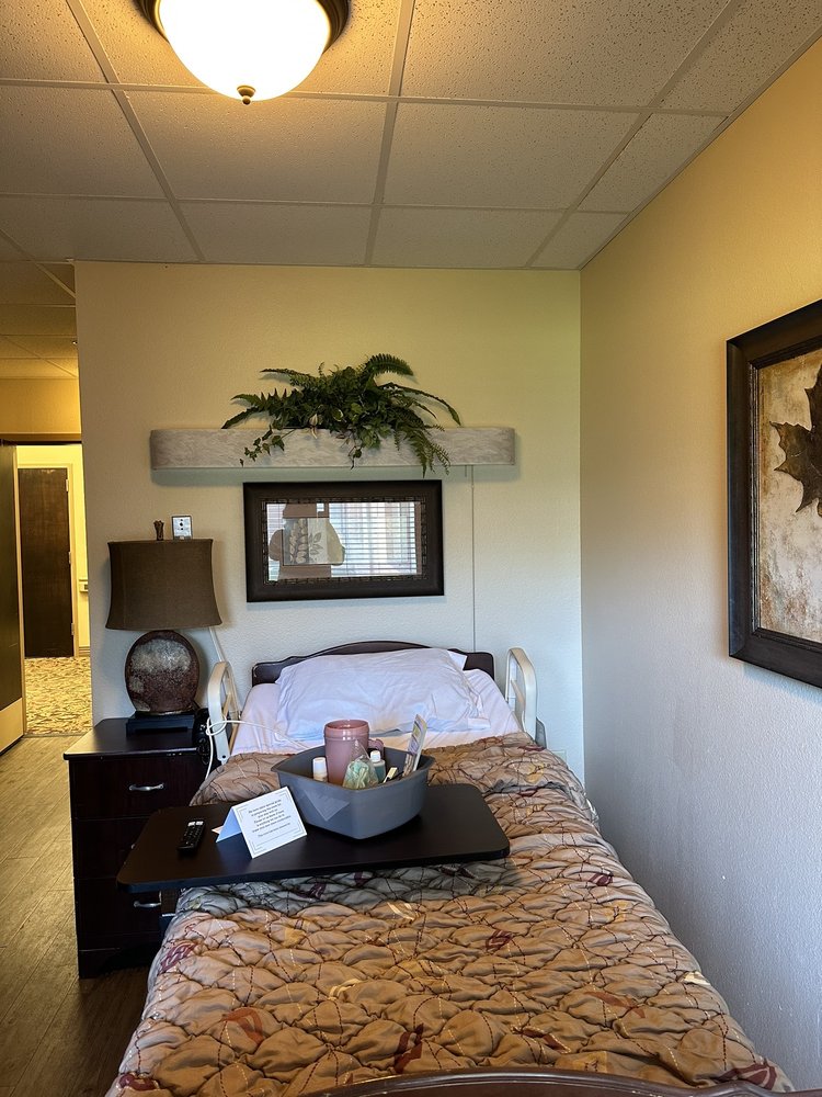 FIVE POINTS AT LAKE HIGHLANDS 13 Reviews 9009 White Rock Trl