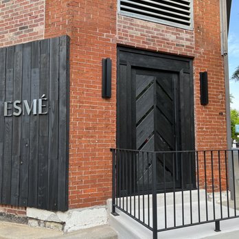 Esme - Exterior - Party & Event Planning Near Me - Chicago, Illinois