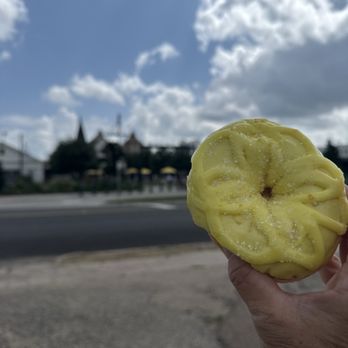 M Doughnuts - Lemon - Donuts Near Me - Waco, Texas