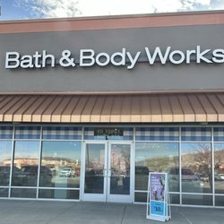 Bath & Body Works - Main entrance