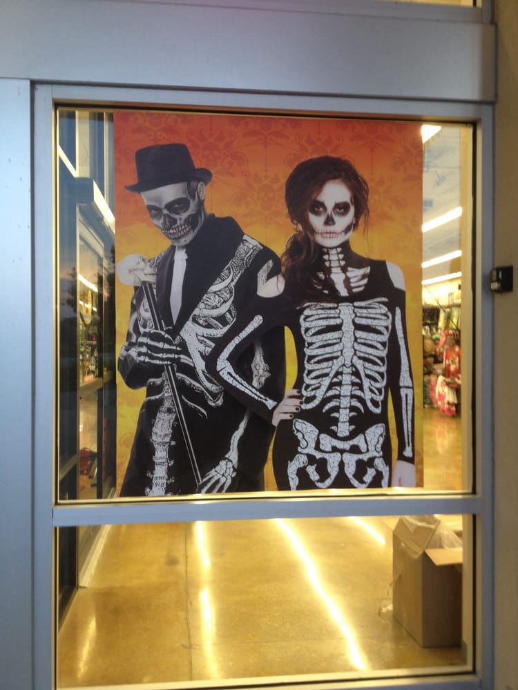 Spirit Halloween Store Logo
