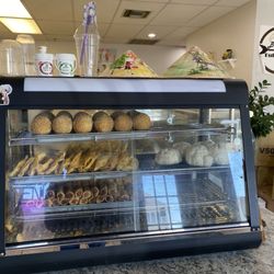 Banh Mi & Bubble Tea - Side items such as egg rolls, rangoons, bao, spring rolls